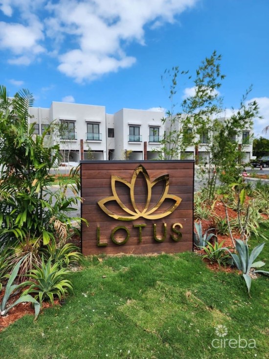 Lotus 3 Bedroom Townhouse With Garage