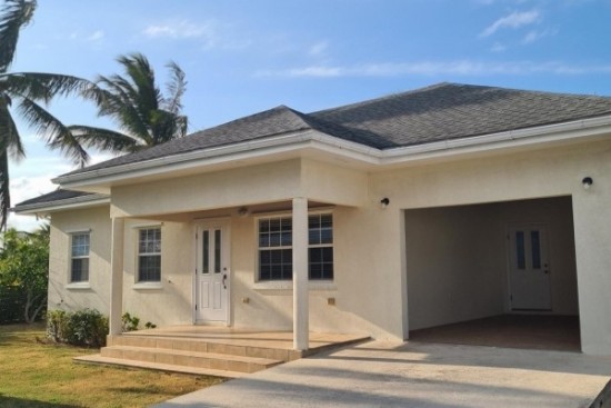 Tranquil Two Bedroom Home With Garage